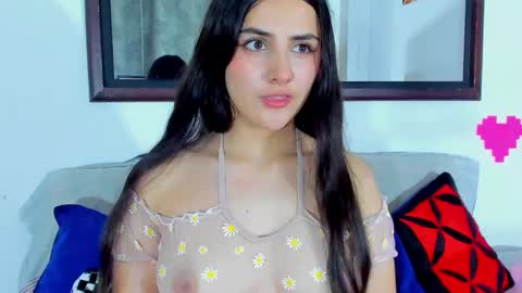 maddy8_ online show from 02.21.25
