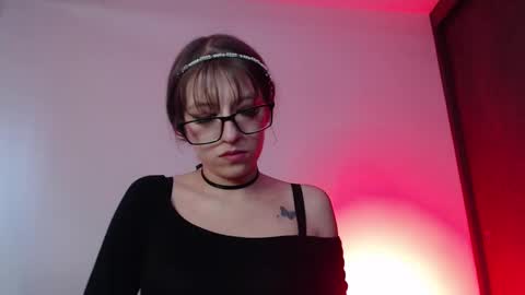 Maddy UwU online show from 10.11.25