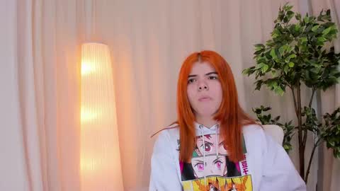 Maddy Please help me with your thumbs up its important online show from 02.17.25