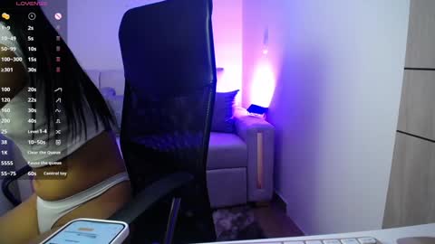 Snapshot of maddy_bronw chatting on 12.06.24 Maddy online show from 12.06.24