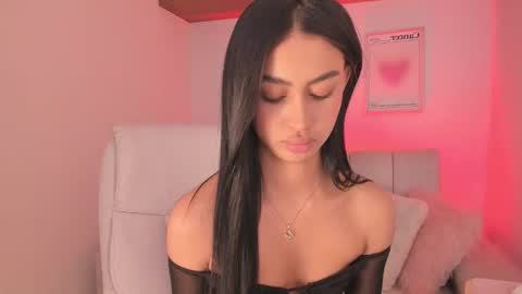 Snapshot of maddy_bronw chatting on 09.16.25 Maddy online show from 09.16.25