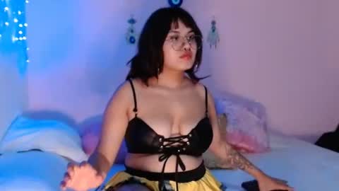 Maddy  online show from 03.05.25