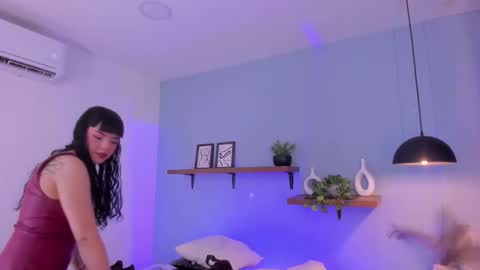 Maddy  online show from 11.05.25