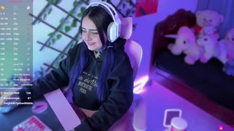 Snapshot of maddyfoox chatting on 01.07.25 Maddy Foox online show from 01.07.25