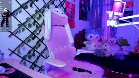 Snapshot of maddyfoox chatting on 03.05.25 Maddy Foox online show from 03.05.25