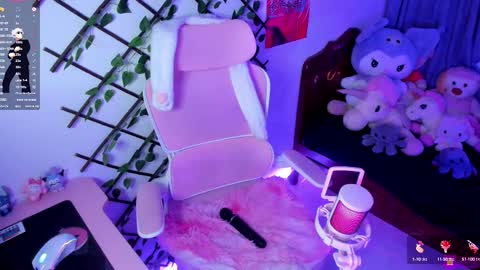 Snapshot of maddyfoox chatting on 03.06.25 Maddy Foox online show from 03.06.25