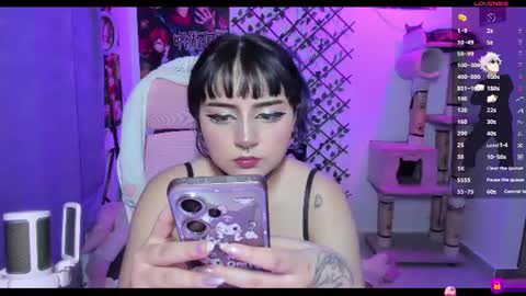 Snapshot of maddyfoox chatting on 06.17.26 Maddy Foox online show from 06.17.26