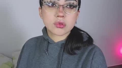   Please followme and rate me your thumbs up online show from 01.08.26