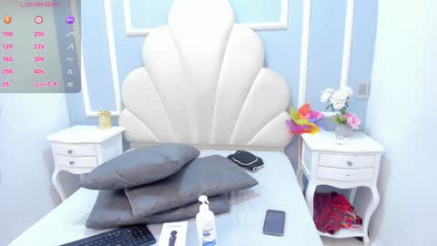 maddyjohnsonn online show from 01.07.25