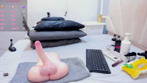 maddyjohnsonn online show from 01.10.25