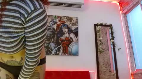 Snapshot of maddystone_ chatting on 02.25.25 maddystone_ online show from 02.25.25