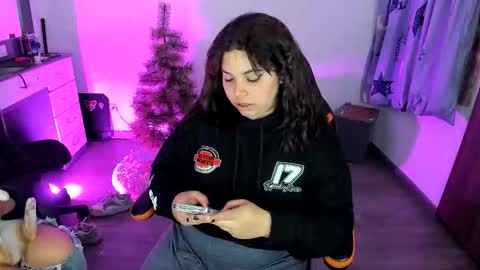 madelaine_taylor online show from 02.18.26