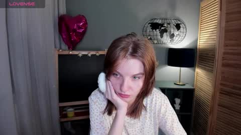 madelaines online show from 10.12.25