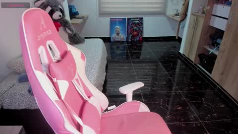 Snapshot of madeleine_shinobi chatting on 02.06.26 Emily Only Fans online show from 02.06.26