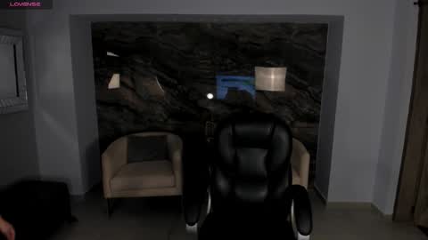 Snapshot of madelinefox_ chatting on 09.29.25 Madeline online show from 09.29.25