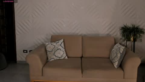 Madeline online show from 04.21.26