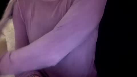 Snapshot of madelinevalentine chatting on 10.12.25 madeline online show from 10.12.25