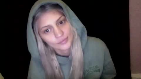 Snapshot of madelinevalentine chatting on 10.30.25 madeline online show from 10.30.25