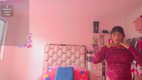 Snapshot of madeyn_roses chatting on 10.12.25 madelyn roses online show from 10.12.25