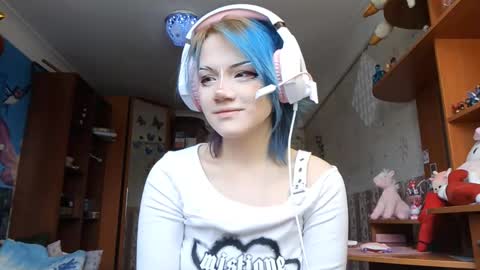 Snapshot of madgezari chatting on 02.02.26 Alice Kaneki online show from 02.02.26