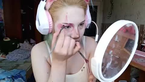 Snapshot of madgezari chatting on 02.21.26 Alice Kaneki online show from 02.21.26