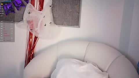 Madison Smith online show from 10.23.25