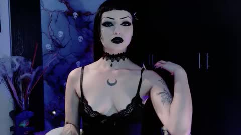 madison_jacksonn online show from 12.20.25