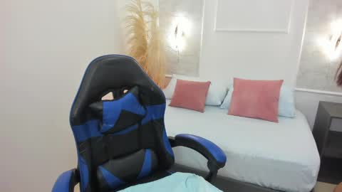 Snapshot of madison_saenzz chatting on 05.01.26 M A D I S O N online show from 05.01.26