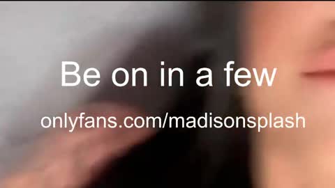 Snapshot of madison_splash chatting on 05.26.26 Madison online show from 05.26.26