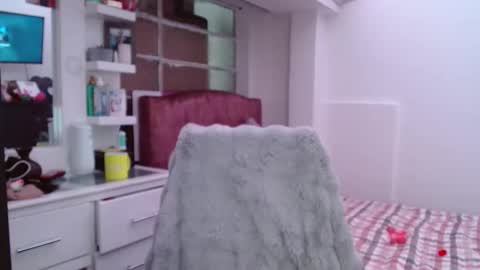 Snapshot of madisoncambel chatting on 10.16.25 Madison Cambel online show from 10.16.25