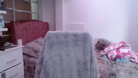 Snapshot of madisoncambel chatting on 11.05.25 Madison Cambel online show from 11.05.25