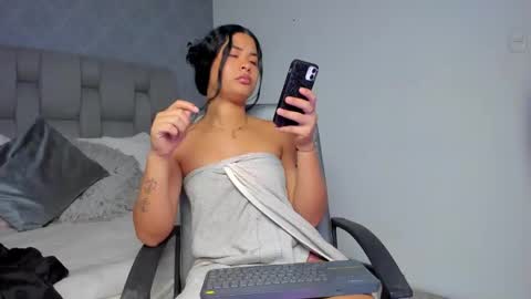  MadisonScott online show from 01.22.25
