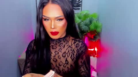 Snapshot of madisonwill_ chatting on 12.02.25 MADISONWILL online show from 12.02.25