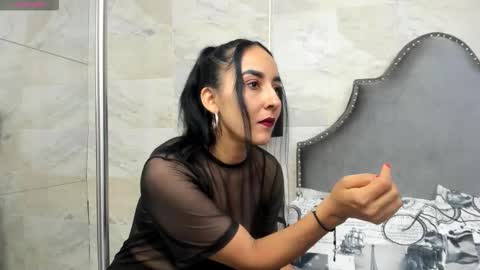 madisson_sophie online show from 09.23.25
