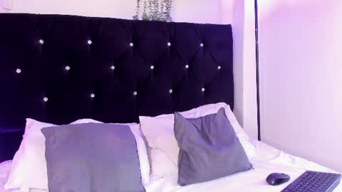 Snapshot of madissonkay chatting on 06.10.26 online show from 06.10.26