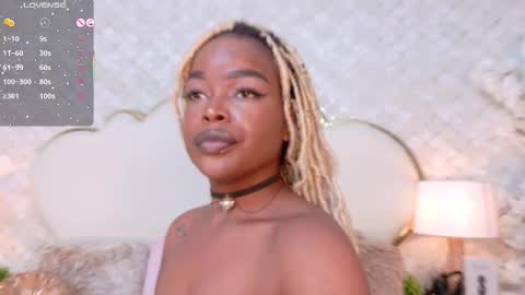 Madisson Lopez online show from 11.27.25