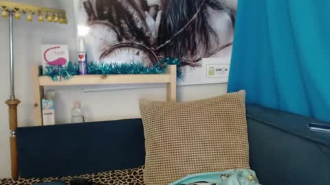 Snapshot of madoka_xxx chatting on 01.16.25 Elizabeth online show from 01.16.25