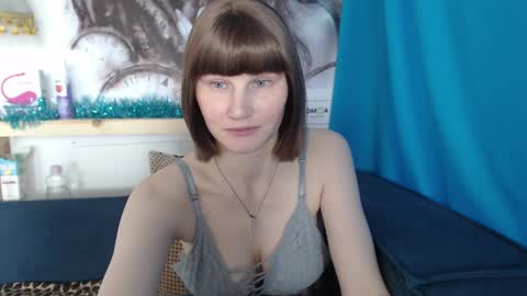 Snapshot of madoka_xxx chatting on 02.06.25 Elizabeth online show from 02.06.25