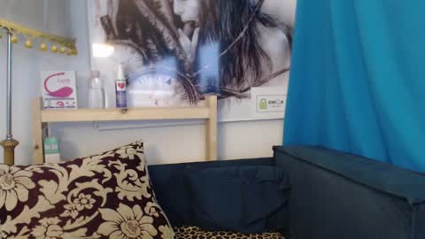 Snapshot of madoka_xxx chatting on 03.01.25 Elizabeth online show from 03.01.25