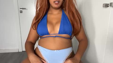 Snapshot of madsnextdoor chatting on 10.01.25 Maddie online show from 10.01.25