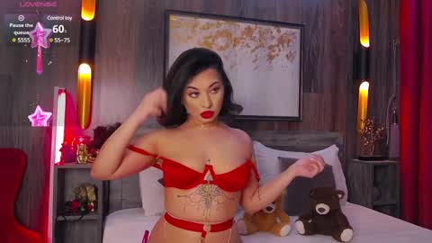 MadyLuxx online show from 01.15.25
