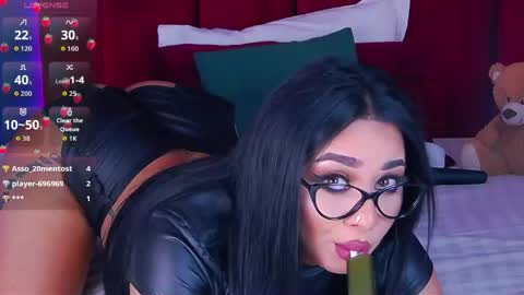 MadyLuxx online show from 04.15.26