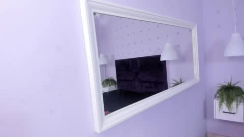 Snapshot of madyscarlett chatting on 11.05.25 madyscarlett online show from 11.05.25