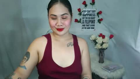 mae_hottie69 online show from 10.09.25