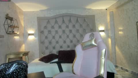 MAEE ANGELS online show from 12.18.24