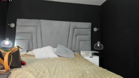 MAEE ANGELS online show from 02.13.25