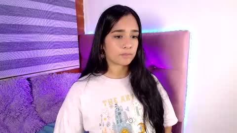 Snapshot of maeena chatting on 02.26.25 maeena online show from 02.26.25