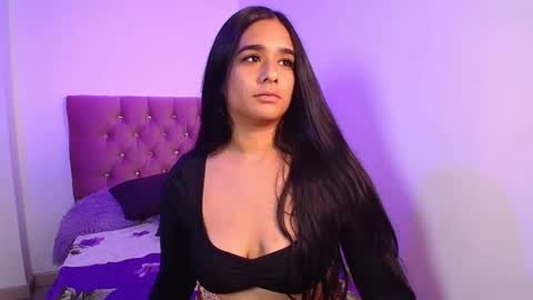 Snapshot of maeena chatting on 02.05.26 maeena online show from 02.05.26