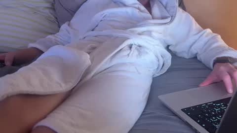 Snapshot of maerte chatting on 12.27.24 maerte online show from 12.27.24