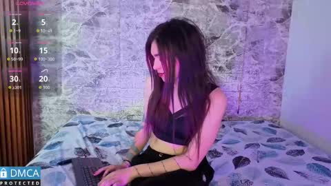 maevekuro online show from 10.09.25